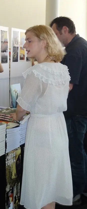 Claudia Ahlering