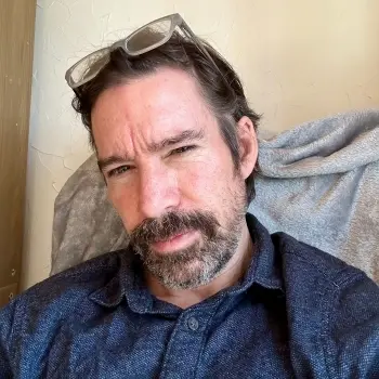 Travis Dandro