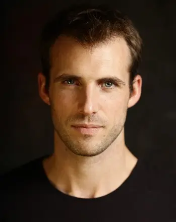 Armand Robin