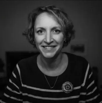 Anne Defréville