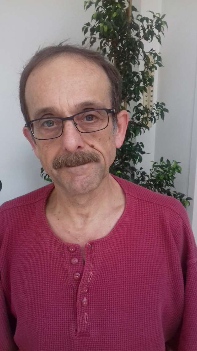 Dimitri Uzunidis
