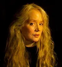Elaine Lee