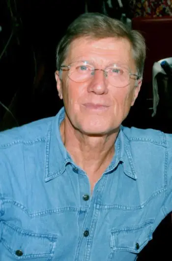 J. Aiffvé