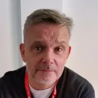 Ian Edginton