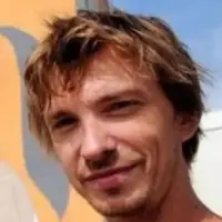 Seth (Julien Malland)