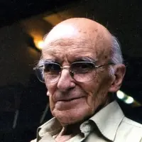 Gil (José Ramon Larraz)