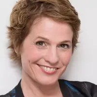 Maureen Dor