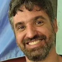 Alejandro Farías