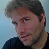 Troy Peteri