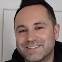 Greg (Greg Inside)