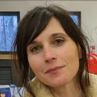 Éva Offredo