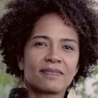 Sika Fakambi