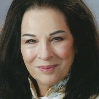 Eva Van Dam