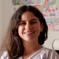 Noémie Naoumi