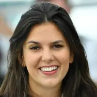 Iris Brey