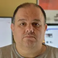 Tony Aviña