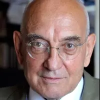 Max Gallo