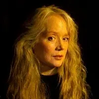 Elaine Lee