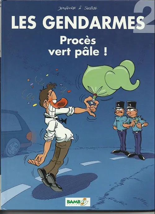 Couverture de l'album Les Gendarmes Tome 2 Procès vert pâle !