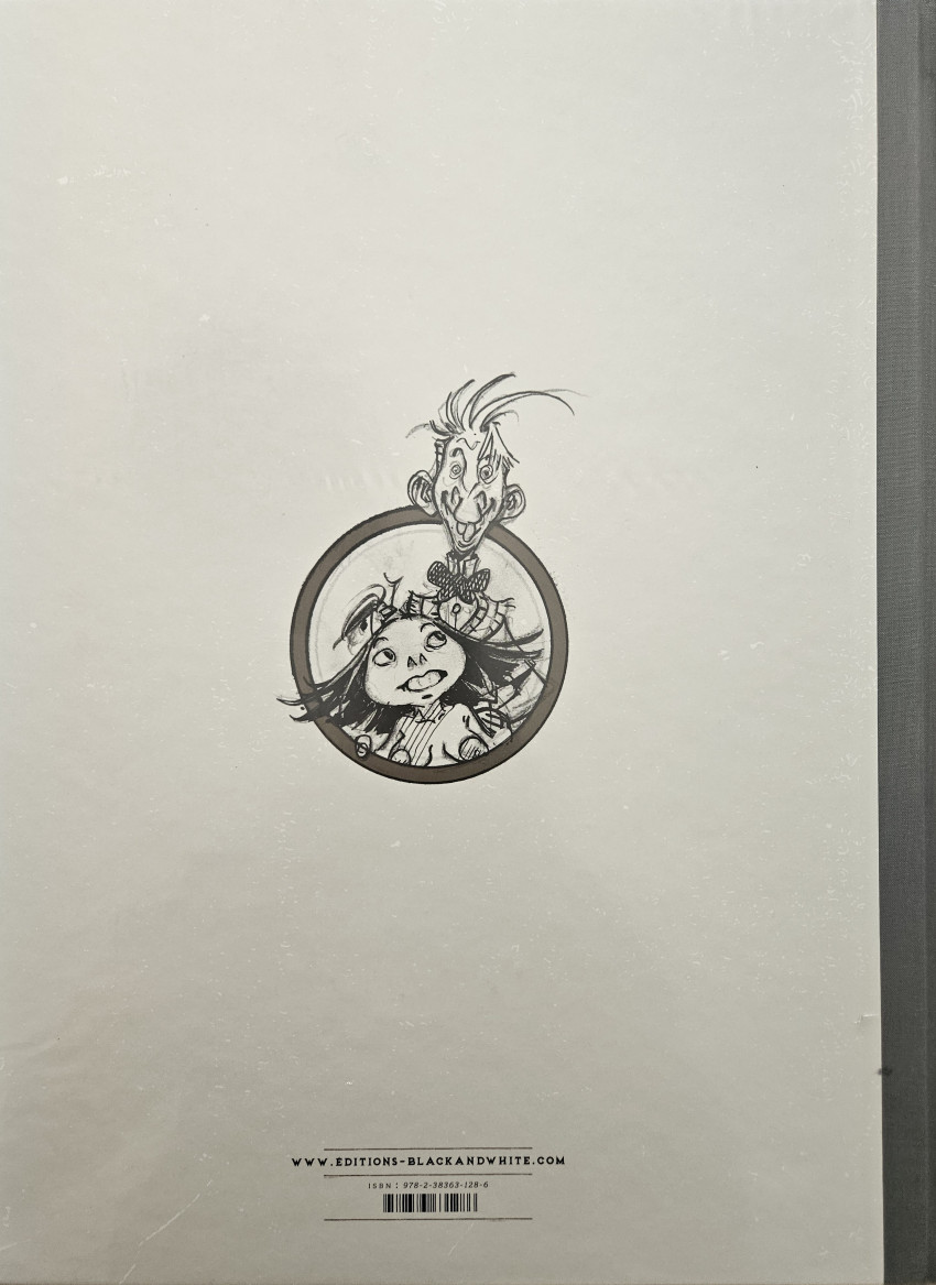 Verso de l'album La Dernière Maison juste avant la Forêt