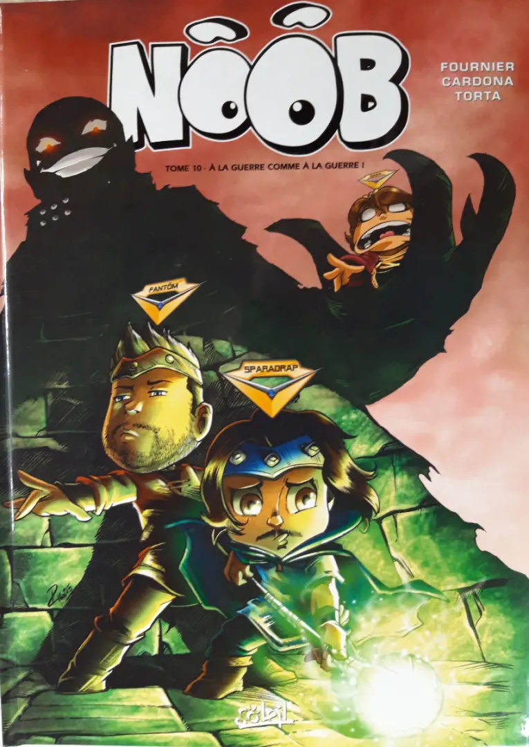 Couverture de l'album NOOB Tome 10 A la guerre comme à la guerre !