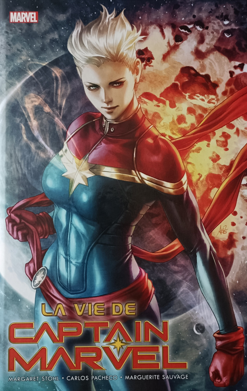 Couverture de l'album Captain Marvel : La Vie de Captain Marvel