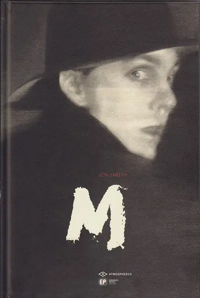 Couverture de l'album M