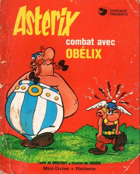 Couverture de l'album Astérix Tome 8 Astérix combat avec obélix