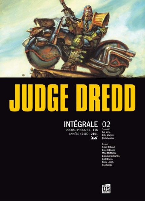Couverture de l'album Judge Dredd Intégrale 02