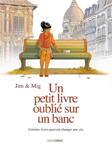 Un petit livre oublié sur un banc