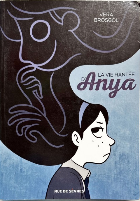 Couverture de l'album La vie hantée d'Anya