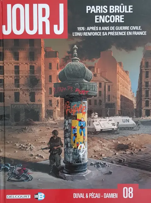 Couverture de l'album Jour J Tome 8 Paris brule encore